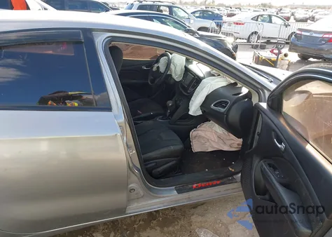 2015 Dodge Dart Sxt z USA, uszkodzony, nr VIN 1C3CDFBB7FD432139